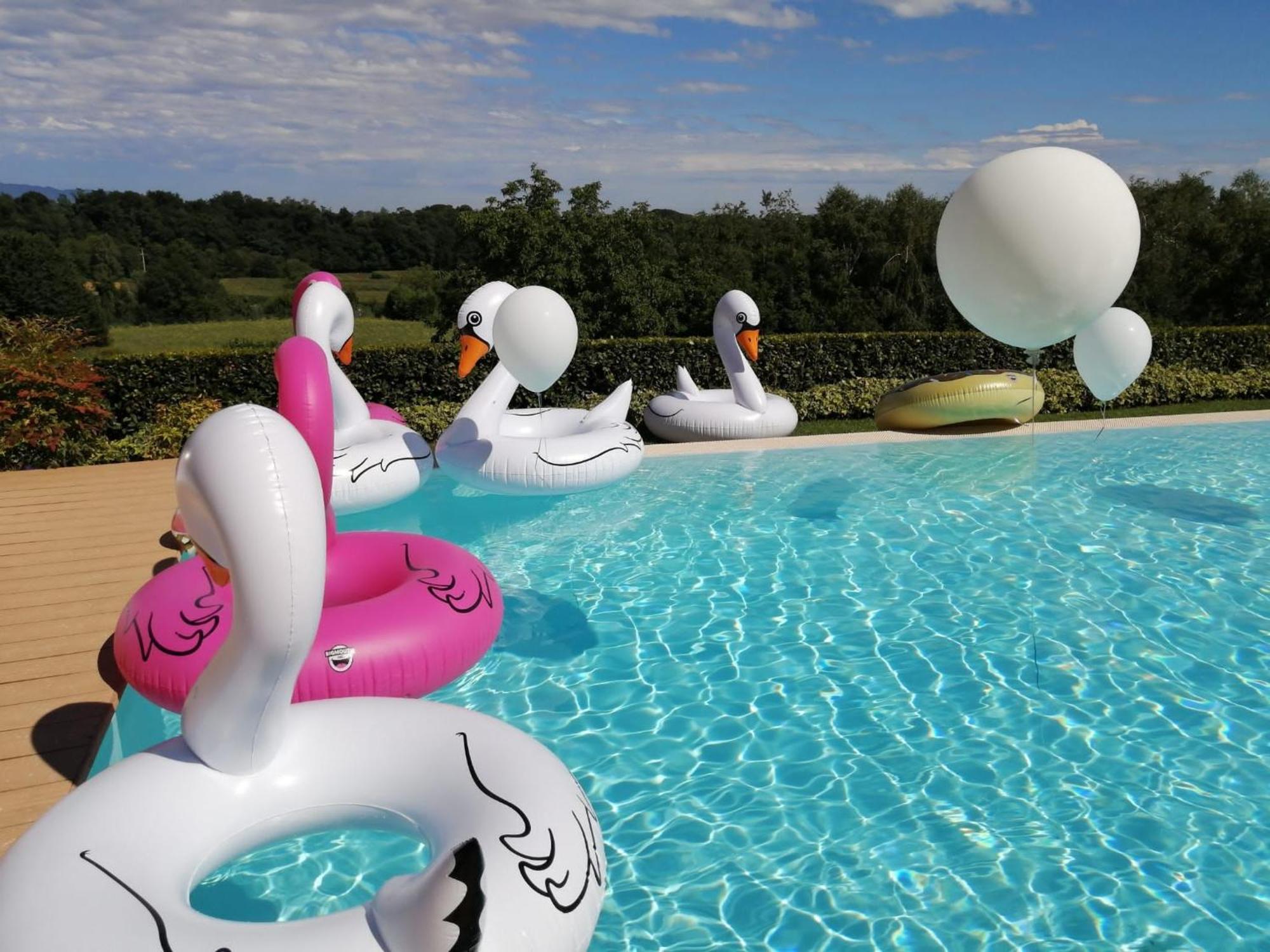 Casale Raffaello B&B Como Albese Con Cassano 外观 照片