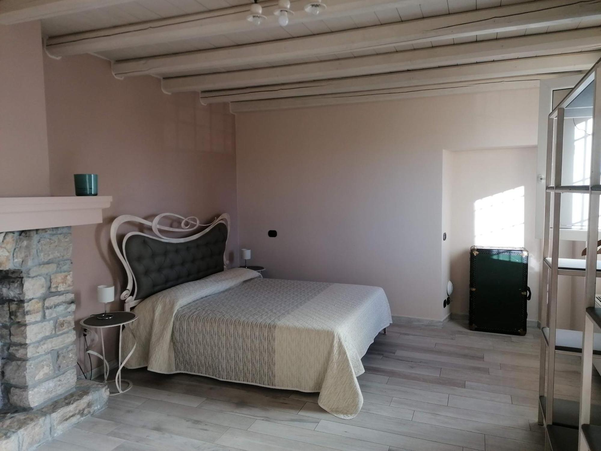 Casale Raffaello B&B Como Albese Con Cassano 外观 照片